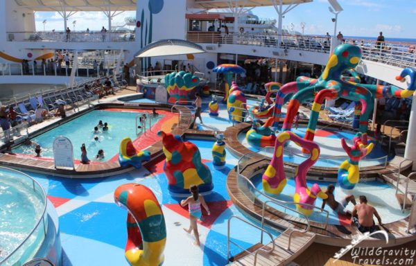 Rc_allure-of-the-seas_pool_deck