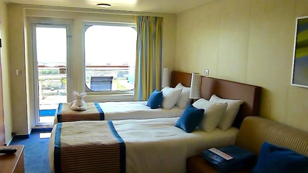 Breeze-stateroom