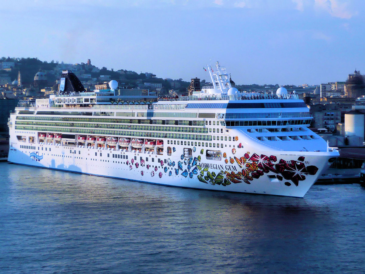 norwegian gem cruises 2023